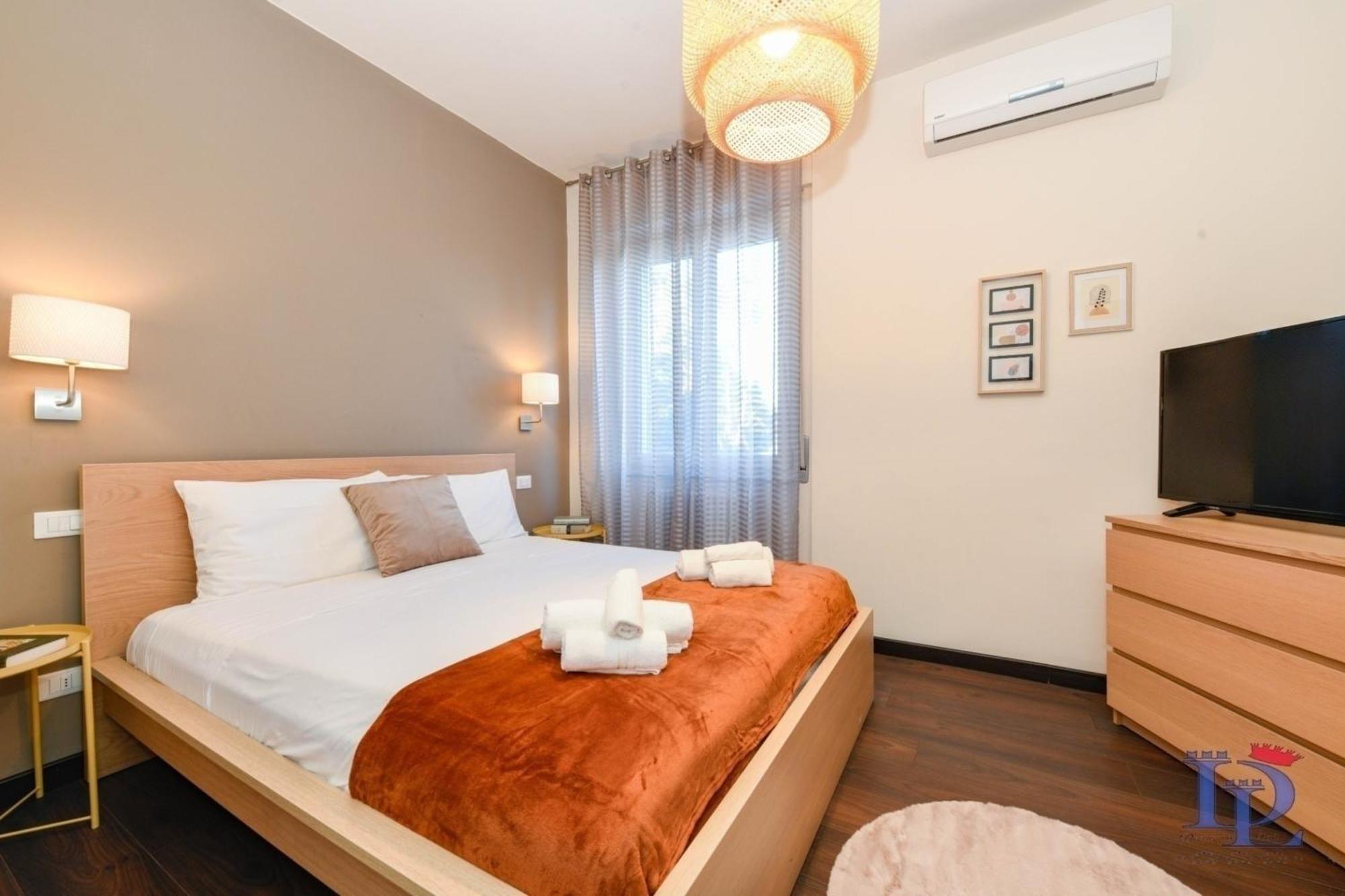 Desenzanoloft Official Partner Marriott Homes & Villas - A Casa Di Sara Family Apartment With Private Parking デセンツァーノ・デル・ガルダ エクステリア 写真